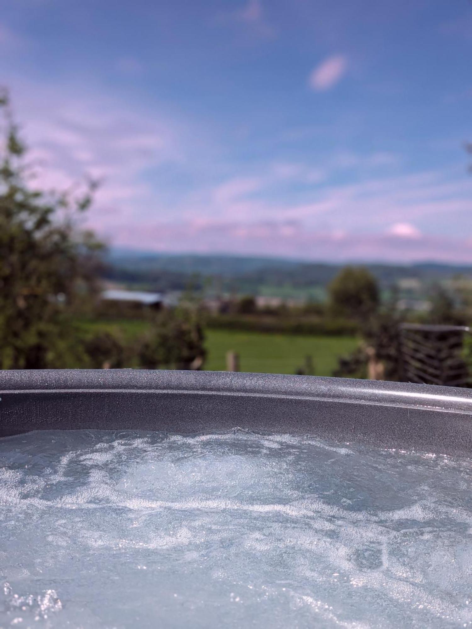 Odli Glamping - Deri Apartamento Welshpool Exterior foto